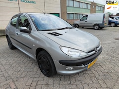 Peugeot 206 - 1.6-16V ( AUTOMAAT ) Airco