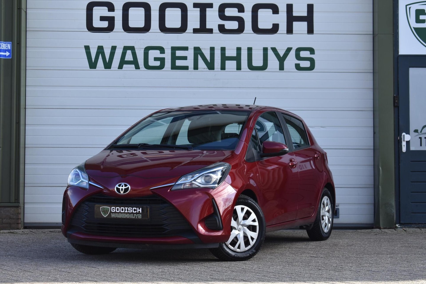 Toyota Yaris - 1.0 VVT-i Active | Carplay | Camera | Cruise | Climate | - AutoWereld.nl