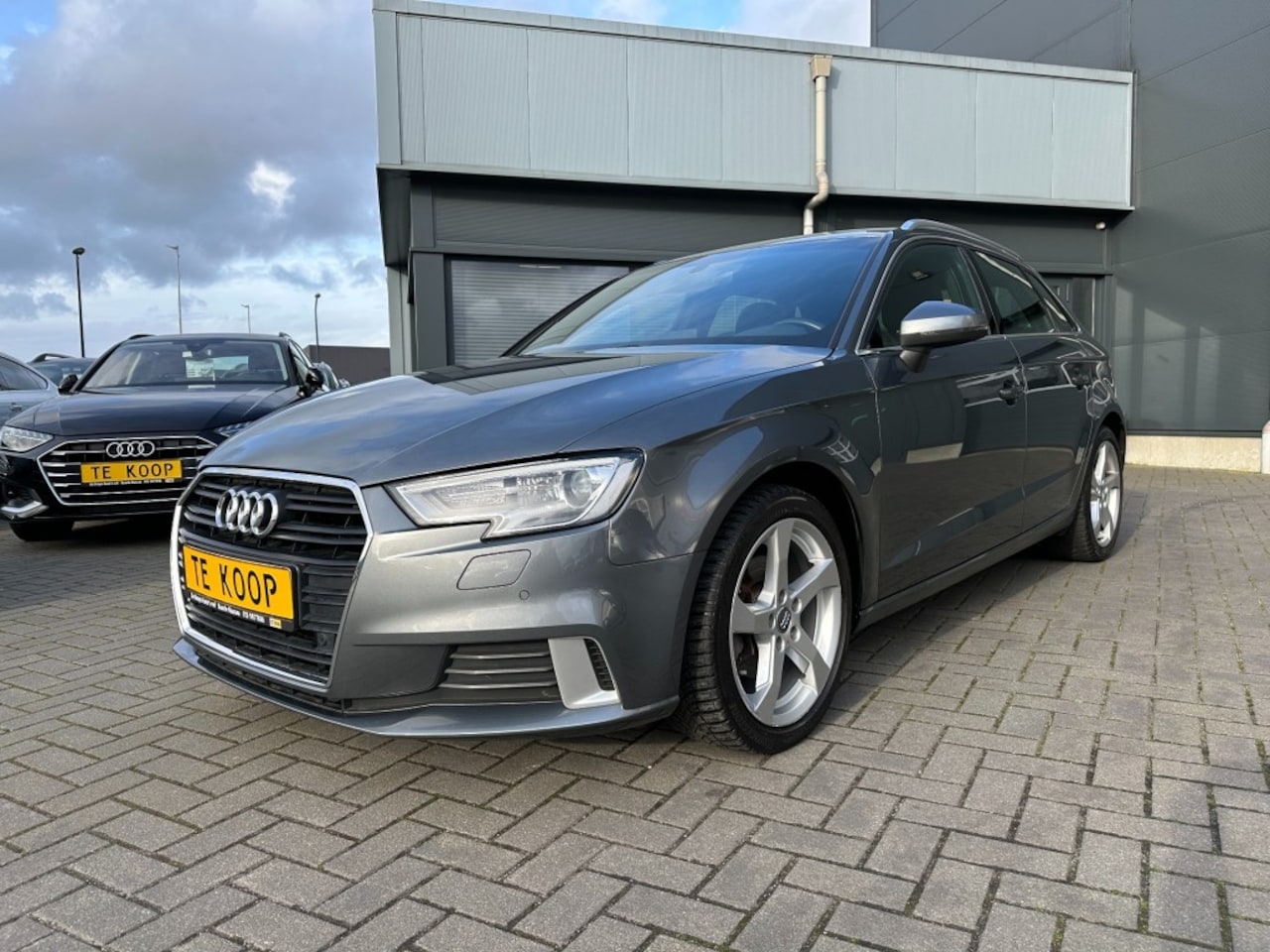 Audi A3 Sportback - A3 Sportback 30 TFSi Aut. Design Navigatie - AutoWereld.nl