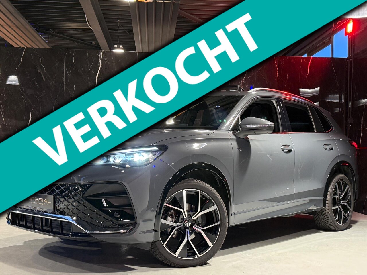 Volkswagen Tiguan - 1.5 eTSI R-Line Pano|HUD|HMK|KEYL|CAM - AutoWereld.nl