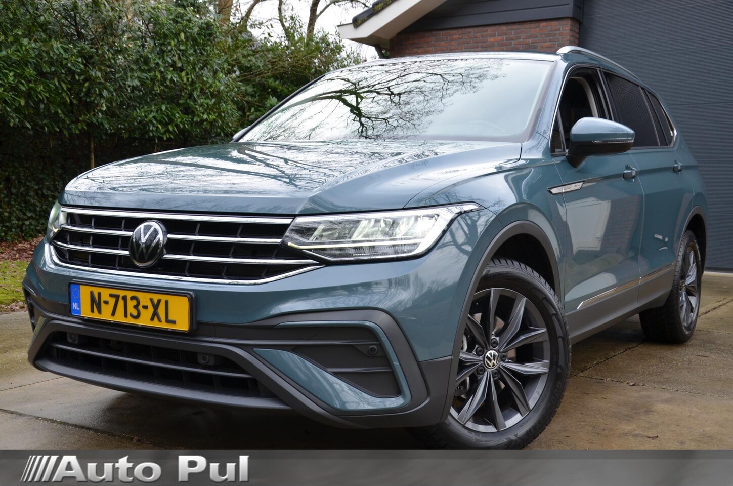 Volkswagen Tiguan Allspace - 1.5 TSI Life Business 7 Persoons Autoaat/Navi/Pdc/Ecc/Achteruitrijcamera/Stoel&Stuur verwa - AutoWereld.nl