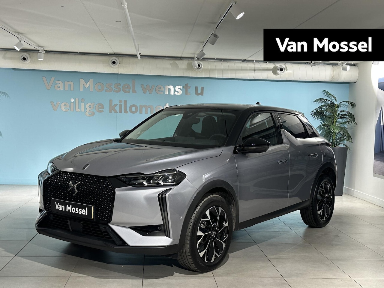 DS 3 - 1.2 Hybrid 136 Etoile 1.2 Hybrid 136 Etoile - AutoWereld.nl