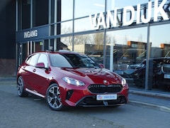 BMW 1-serie - 120 M Sport Pro. Pano.Dak Innovation-Pack Driv.ass. Cockpit Pro Ada.Led Head-Up Park.Plus