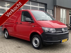 Volkswagen Transporter - 2.0 TDI L1H1 150pk Airco Cruise controle Trekhaak 2500kg Euro 6 Dealer onderhouden 1e Eige