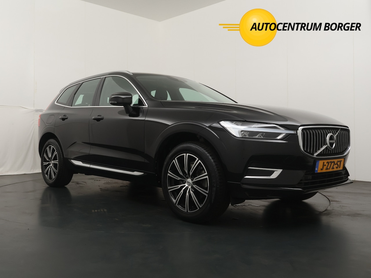Volvo XC60 - 2.0 T4 Inscription Automaat / Trekhaak / Leder / Stoelverwarming / Camera / DakRails / Cru - AutoWereld.nl