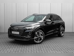 Audi Q4 e-tron - S edition Competition | Achterklep, automatisch bedienbaar | Achteruitrijcamera | Adaptive