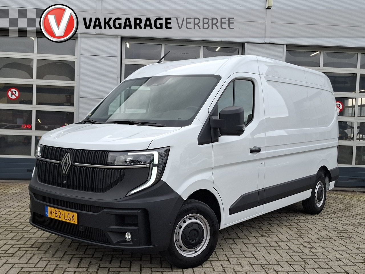 Renault Master E-Tech - T35 L2H2 Advance long range 87 kWh | Navigatie/Android/Apple Carplay | Trekhaak | Verwarmd - AutoWereld.nl