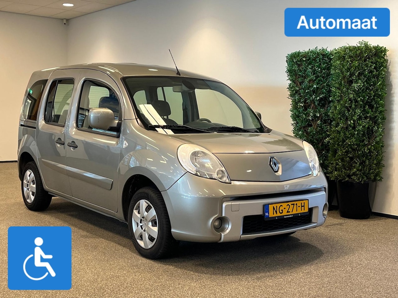 Renault Kangoo - Rolstoelauto Automaat Luchtvering 4+1 - AutoWereld.nl