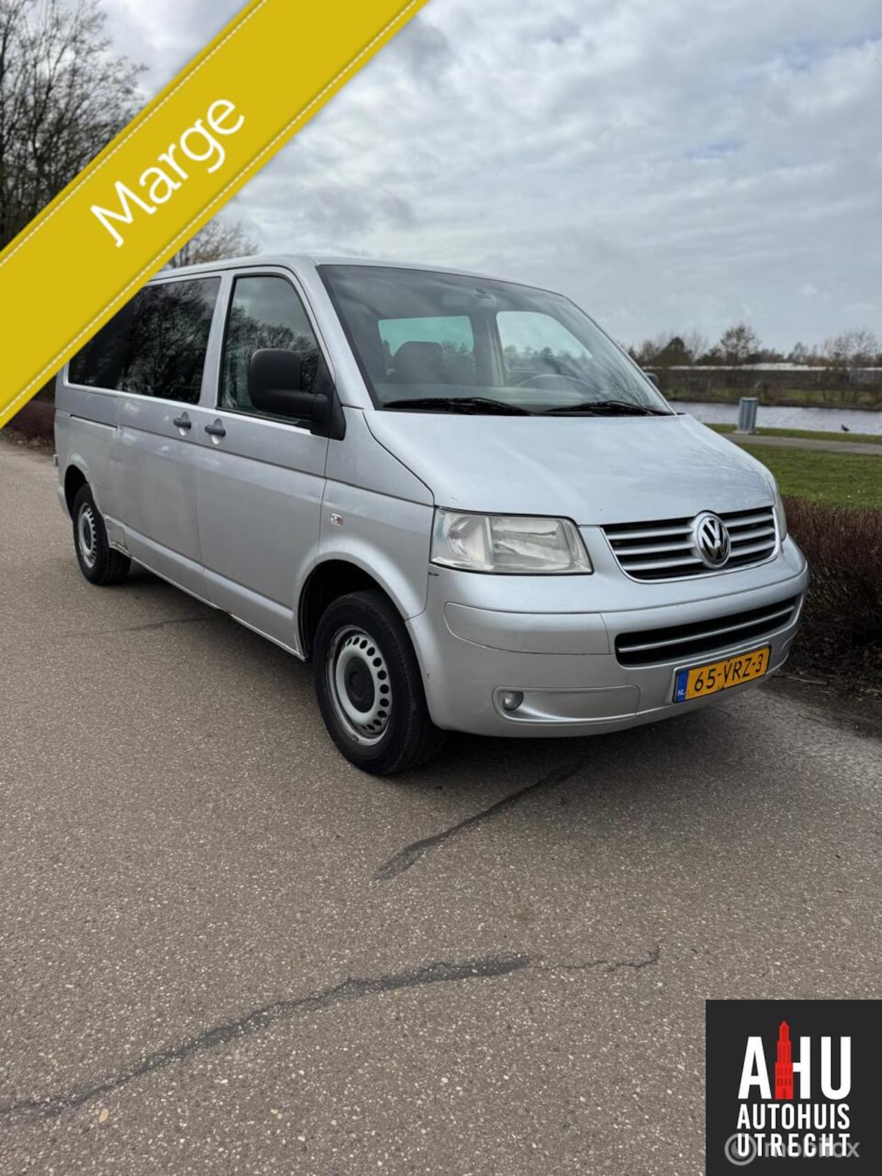 Volkswagen Transporter - 2.5 TDI/Dubbele cabine(Geen stoelen) - AutoWereld.nl