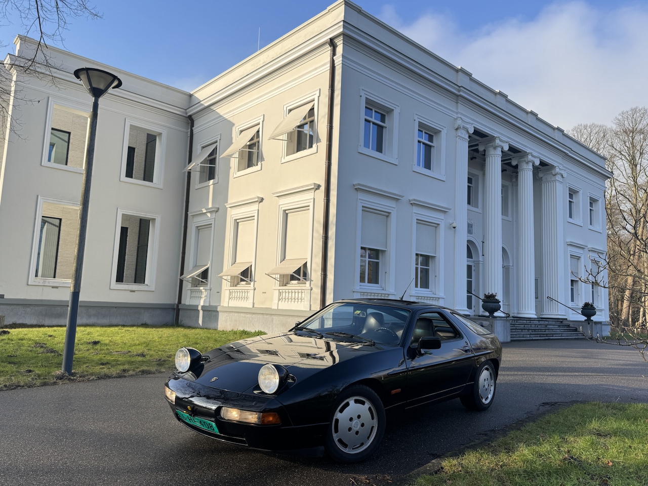 Porsche 928 - 5.0 S4 UNIEK!, SCHUIFDAK - AutoWereld.nl