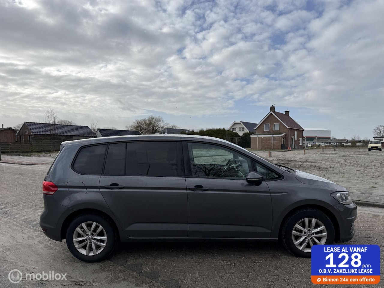 Volkswagen Touran - 2.0 TDI SCR Comfortline automaat - AutoWereld.nl