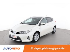 Toyota Auris - 1.8 Hybrid Lease | HE68864 |