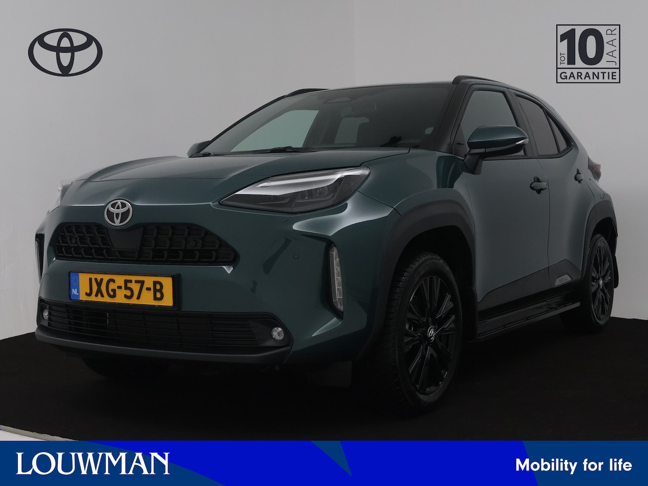 Toyota Yaris Cross - 1.5 Hybrid 115 Dynamic | Comfort Pack | All-season banden | Treeplanken | Spatlappen | - AutoWereld.nl