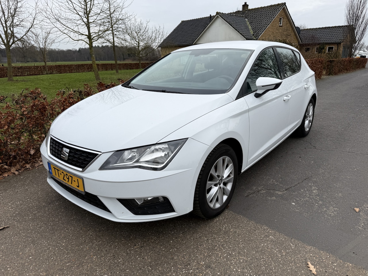 SEAT Leon - 1.6 TDI Style CLIMA/NAVI BJ 2017 - AutoWereld.nl