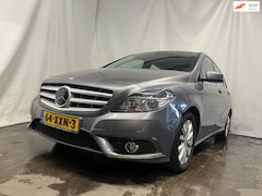 Mercedes-Benz B-klasse - 180 - Schade