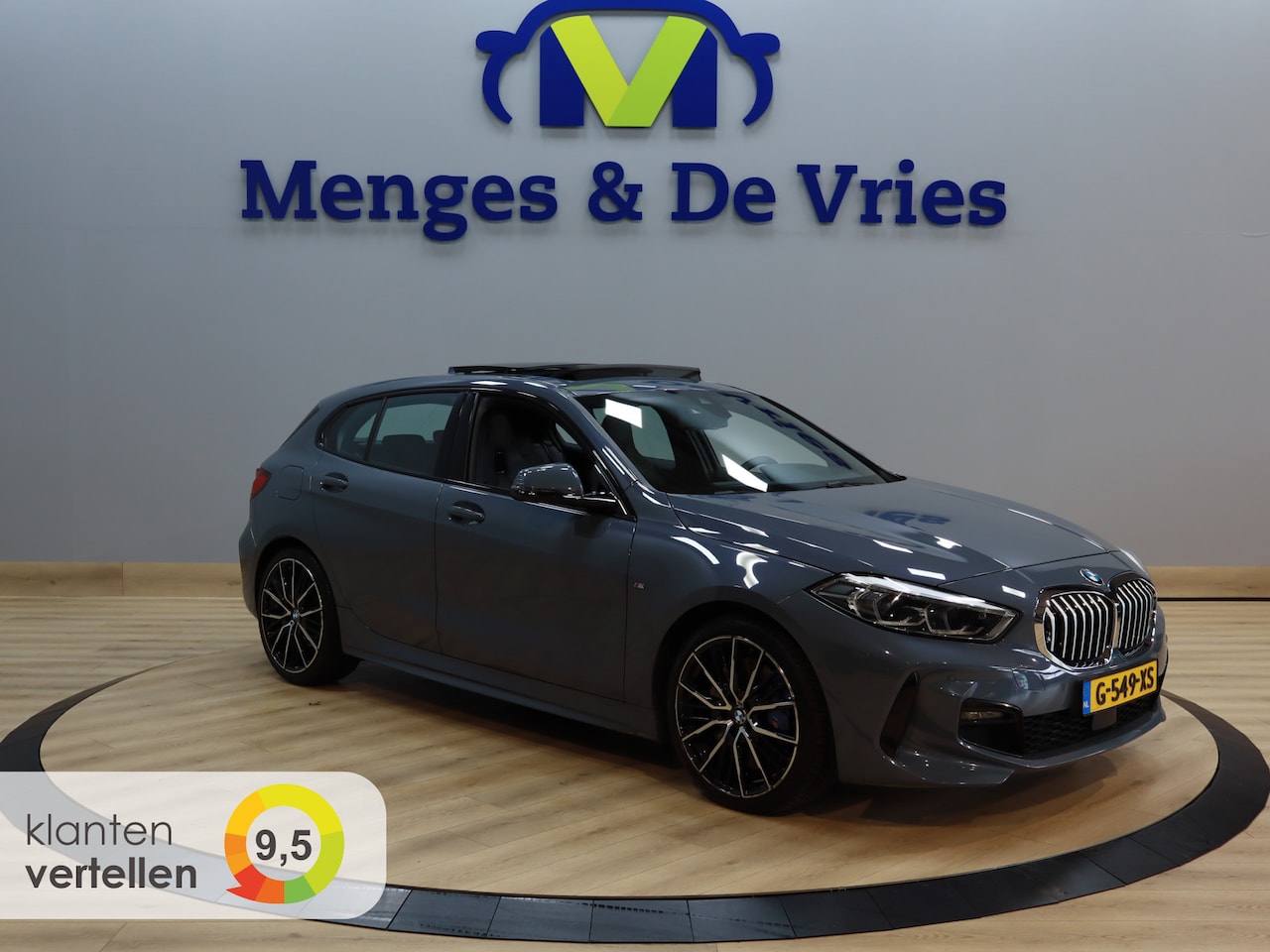 BMW 1-serie - 116d Executive Edition M Sport | Airco ECC | Panorama | Sfeer | Head Up | Camera | Isofix - AutoWereld.nl