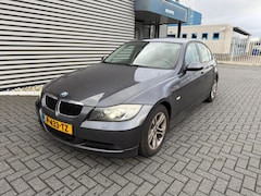 BMW 3-serie - 318i
