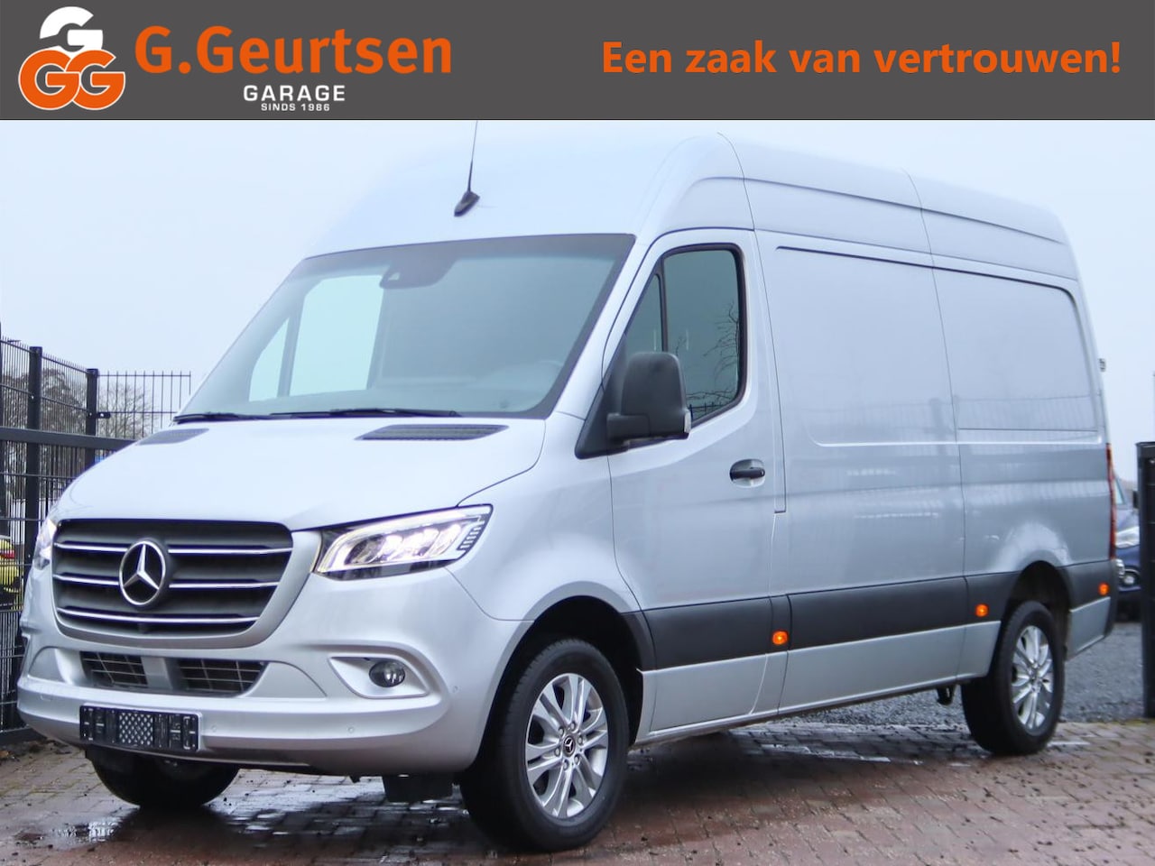 Mercedes-Benz Sprinter - 317CDI 170PK, 9G-Tronic, L2H2, 3500KG Trekhaak, 360 Camera, Distronic, Geveerde stoel, 2 J - AutoWereld.nl