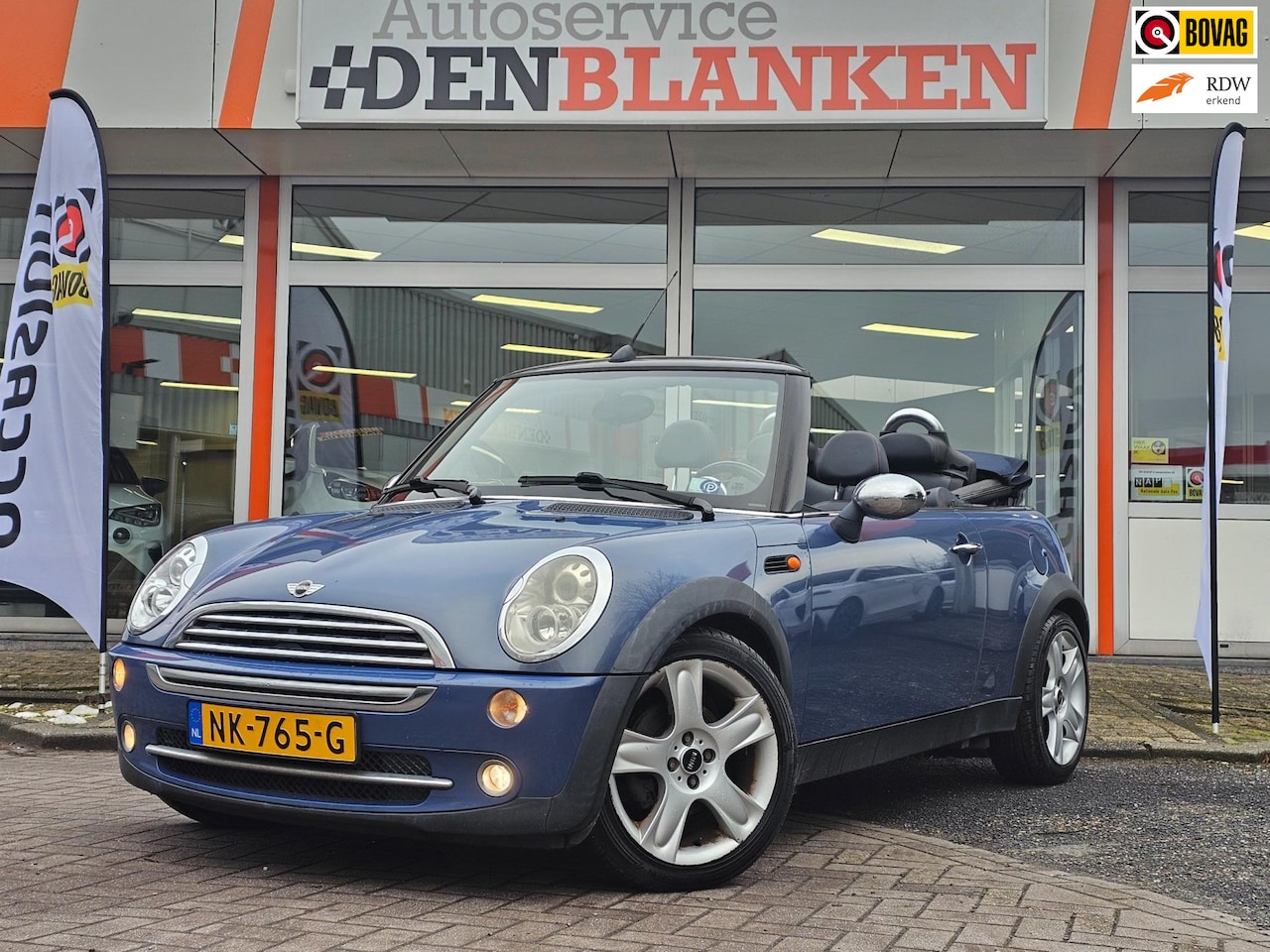 MINI Cabrio - Mini 1.6 Cooper Chili BJ.04 / Leder / Xenon / 17"LMV / Parkeersensoren / Luxe !! - AutoWereld.nl