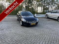 Volvo V60 - 1.6 T3 AUTOMAAT CRUISE AIRCO PDC
