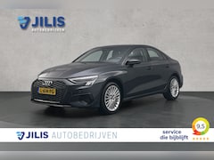 Audi A3 Limousine - 30 TFSI | LED | Digitaal display | Apple Carplay | Cruise control