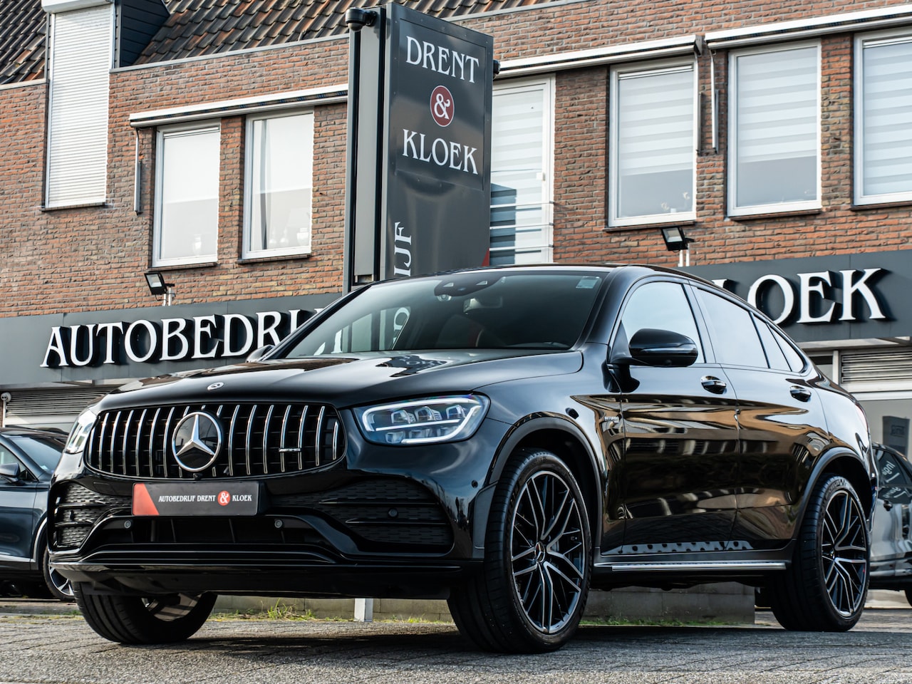 Mercedes-Benz GLC-klasse Coupé - AMG 43 4MATIC BURMESTER HUD 21 INCH 360 CAMERA ALCANTARA HEMEL AMG PERFORMANCE - AutoWereld.nl