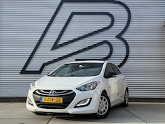 Hyundai i30 - 1.6 GDI Go 2e Eigenaar|Navi|Camera|Trekhaak|Clima|Cruise|PDC|N.A.P|APK tot 08-2026