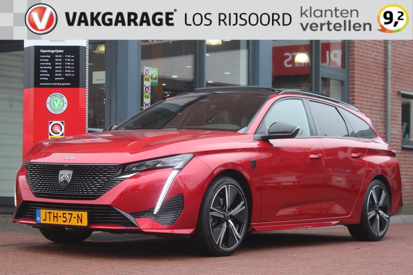 Peugeot 308 SW - 1.2 Puretech *GT* | Carplay | Schuifdak | Adaptive Cruise & Climate Control | Stoel & Stuu - AutoWereld.nl