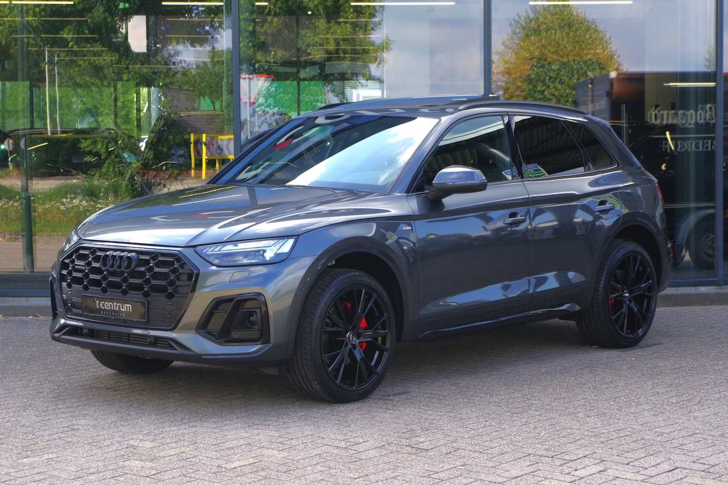 Audi Q5 - 50 TFSI e 300 PK Quattro S-Line Edition PHEV, Panoramadak, Adap. Cruise Control, Matrix-LE - AutoWereld.nl