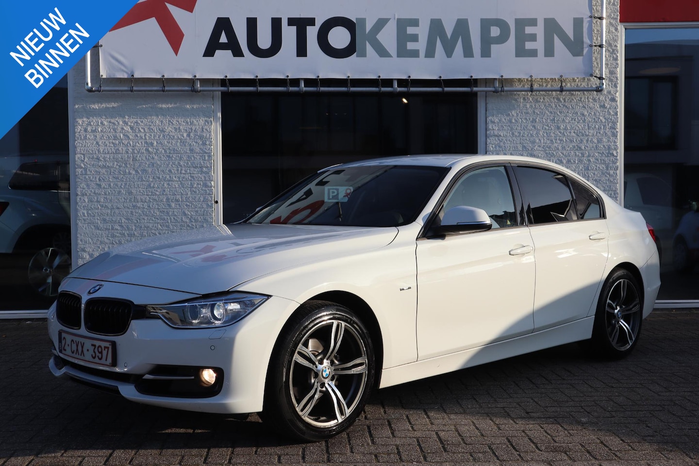 BMW 3-serie - 320i HIGH EXECUTIVE LEDER|CRUISE|NAVI|KAN OP NL KENTEKEN ZONDER BPM - AutoWereld.nl