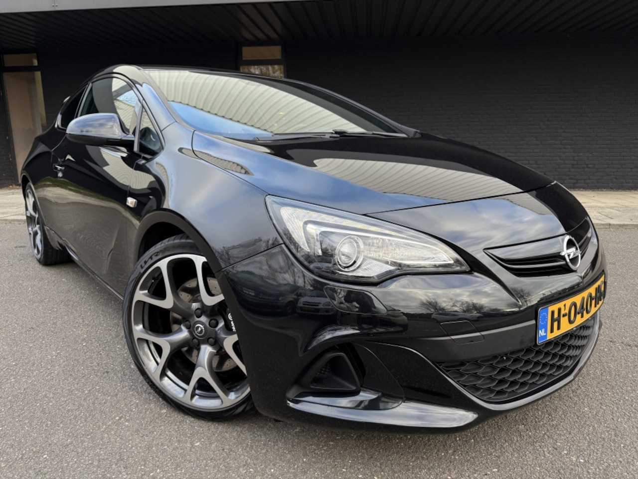 Opel Astra GTC - 2.0 Turbo OPC 2.0 Turbo OPC - AutoWereld.nl