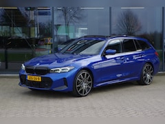 BMW 3-serie Touring - 330e 293 PK xDrive M Sport Pro PHEV, Panoramadak, Kuipstoelen, Head-Up, Adap. Cruise Contr
