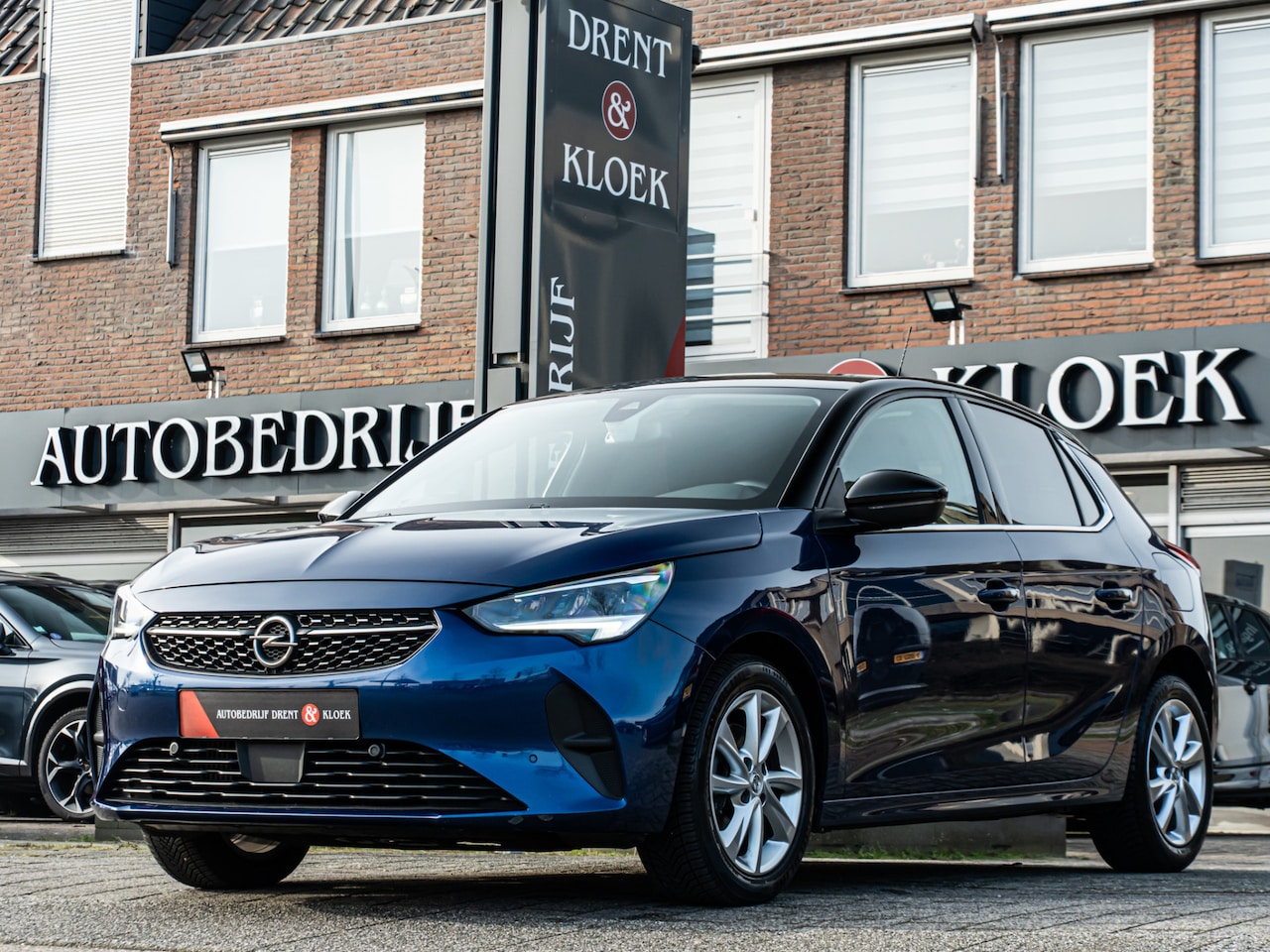 Opel Corsa - 1.2 Ultimate CAMERA STOEL EN STUURVERW LED 16 INCH VELGEN CRUISE - AutoWereld.nl