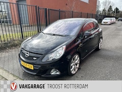 Opel Corsa - 1.6-16V Turbo OPC 192PK | Nieuwe APK | Meeneemprijs | Kuipstoelen | Multimediascherm