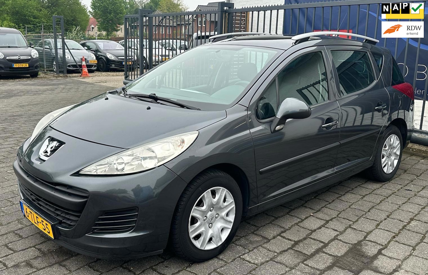 Peugeot 207 SW - 1.4 VTi Blue Lease Executive / AIRCO / GLAZENDAK / ELEKTRISCHE RAMEN VOOR - AutoWereld.nl