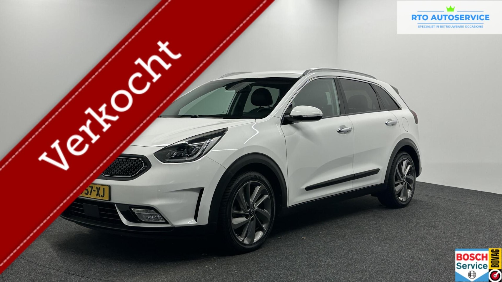 Kia Niro - 1.6 GDi Hybrid ExecutiveLine CAMERA LEER LM ECC CRUISE LED NAVI CARPLAY. - AutoWereld.nl