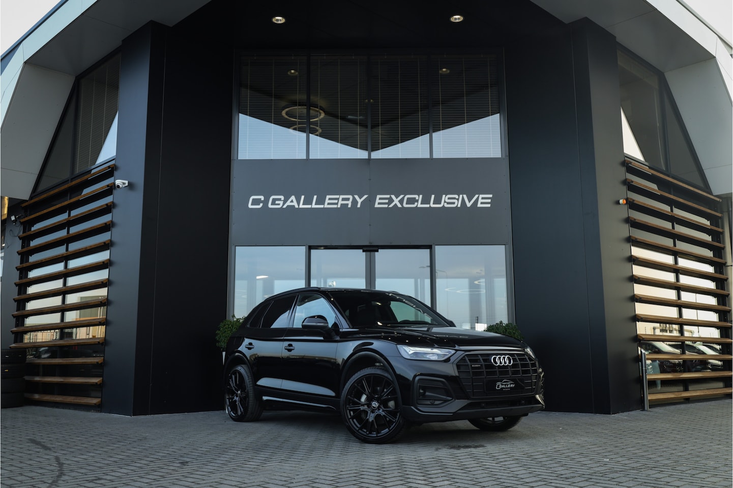 Audi Q5 - 50 TFSI e S edition - Panorama | Elek. Trekhaak | Stoelverwarming | Camera - AutoWereld.nl