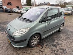 Peugeot 1007 - 1.4 Gentry