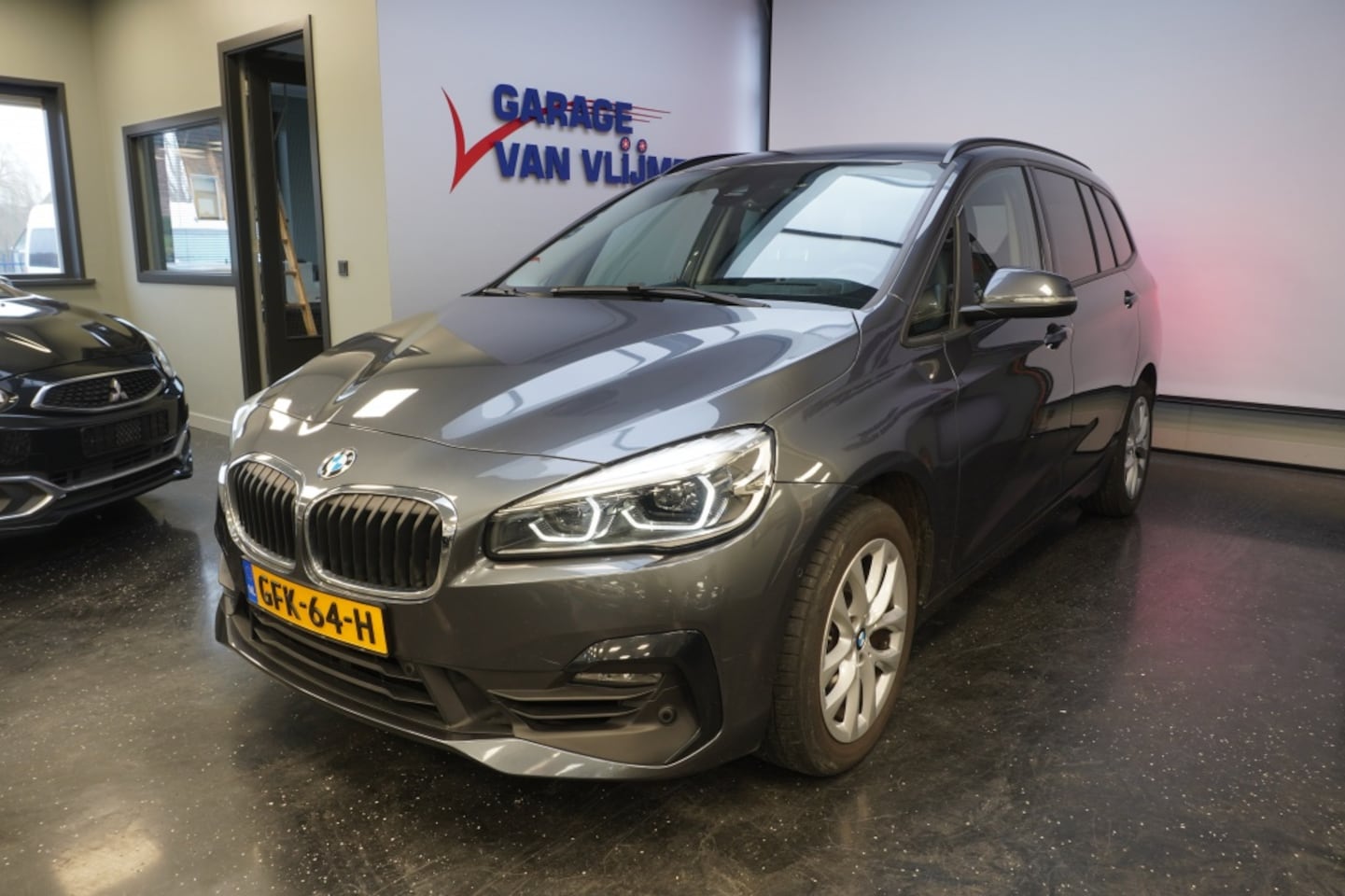 BMW 2-serie Gran Tourer - 220i 7p. M-Sport LED HUD Camera Navi Keyless - AutoWereld.nl