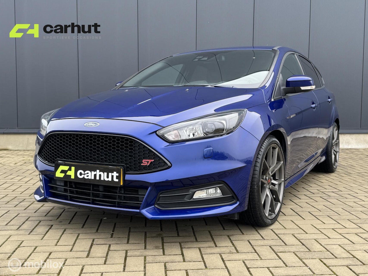 Ford Focus - 2.0 ST. Nieuwstaat. 70.000 KM! - AutoWereld.nl