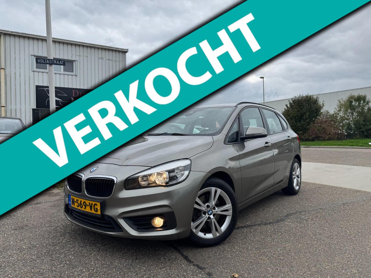 BMW 2-serie Active Tourer - 218i Sport 218i Sport - AutoWereld.nl