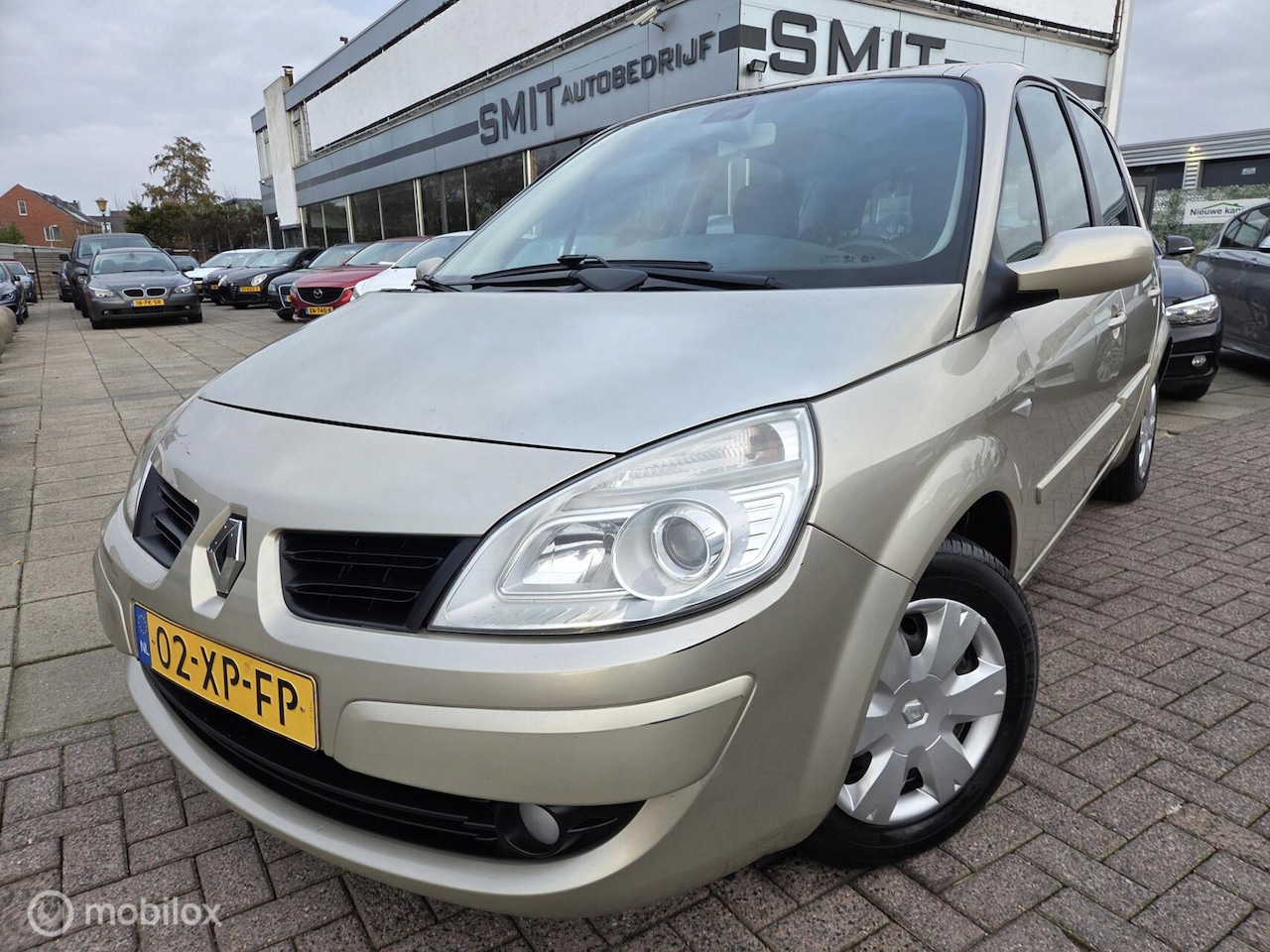 Renault Scénic - 1.6-16V Business Line Aut/Panorama/Trekhaak - AutoWereld.nl
