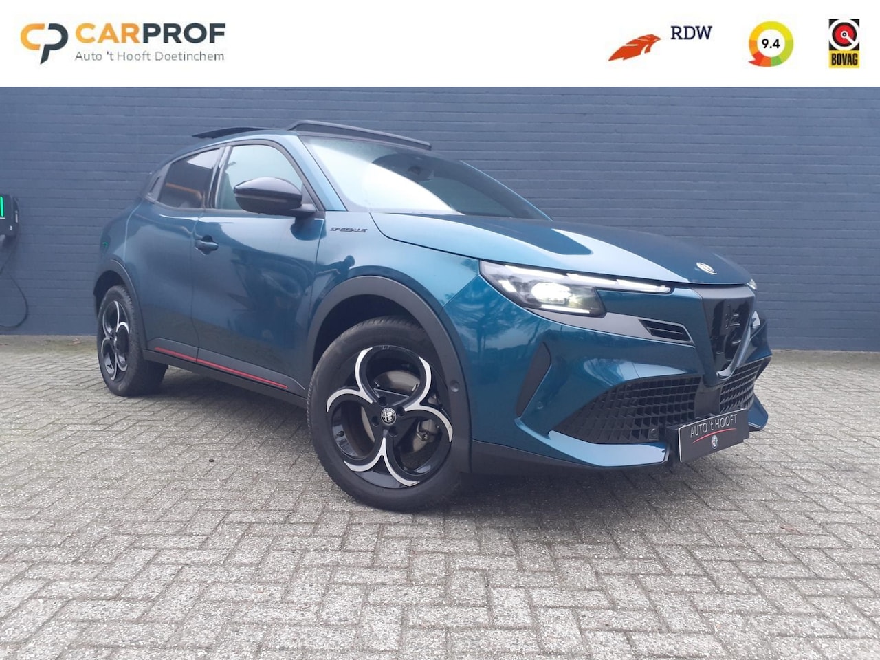 Alfa Romeo Junior - 1.2 Turbo 145pk Hybrid Ibrida Speciale Edizione Speciale /Sabelt-Sportstoelen/Panorama-Dak - AutoWereld.nl