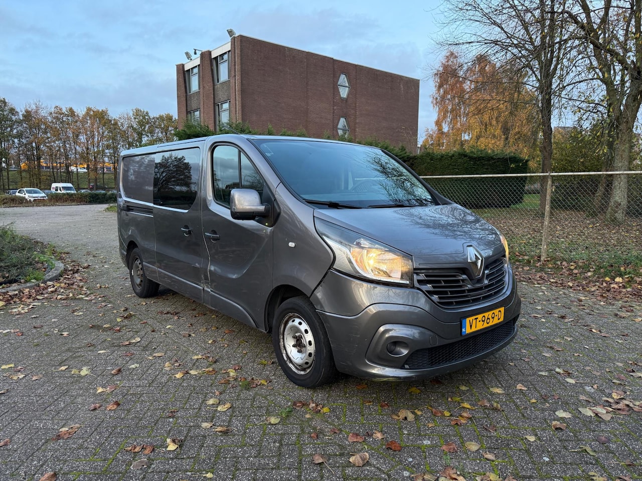 Renault Trafic - 1.6 dCi T29 L2H1 Dubbel Cabine 6pers Comfort Energy NW APK - AutoWereld.nl