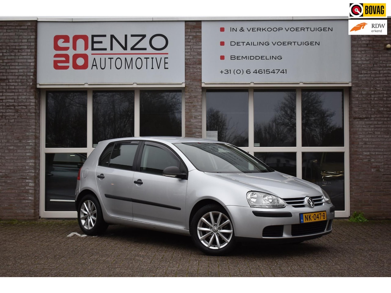 Volkswagen Golf - 1.4 Easyline Navi Elekt. pakket Trekhaak - AutoWereld.nl