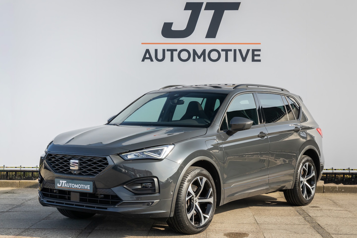 SEAT Tarraco - 1.4 TSI eHy. PHEV FR Pano | Trekhaak | 360 Camera | memory stoelen - AutoWereld.nl