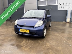 Daihatsu Sirion 2 - 1.0-12V Trend