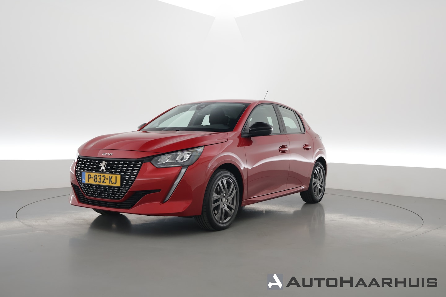 Peugeot 208 - 1.2 PureTech Active - Automaat | DAB | Airco | App.Connect | Elek. Ramen | PDC A. | LM v - AutoWereld.nl
