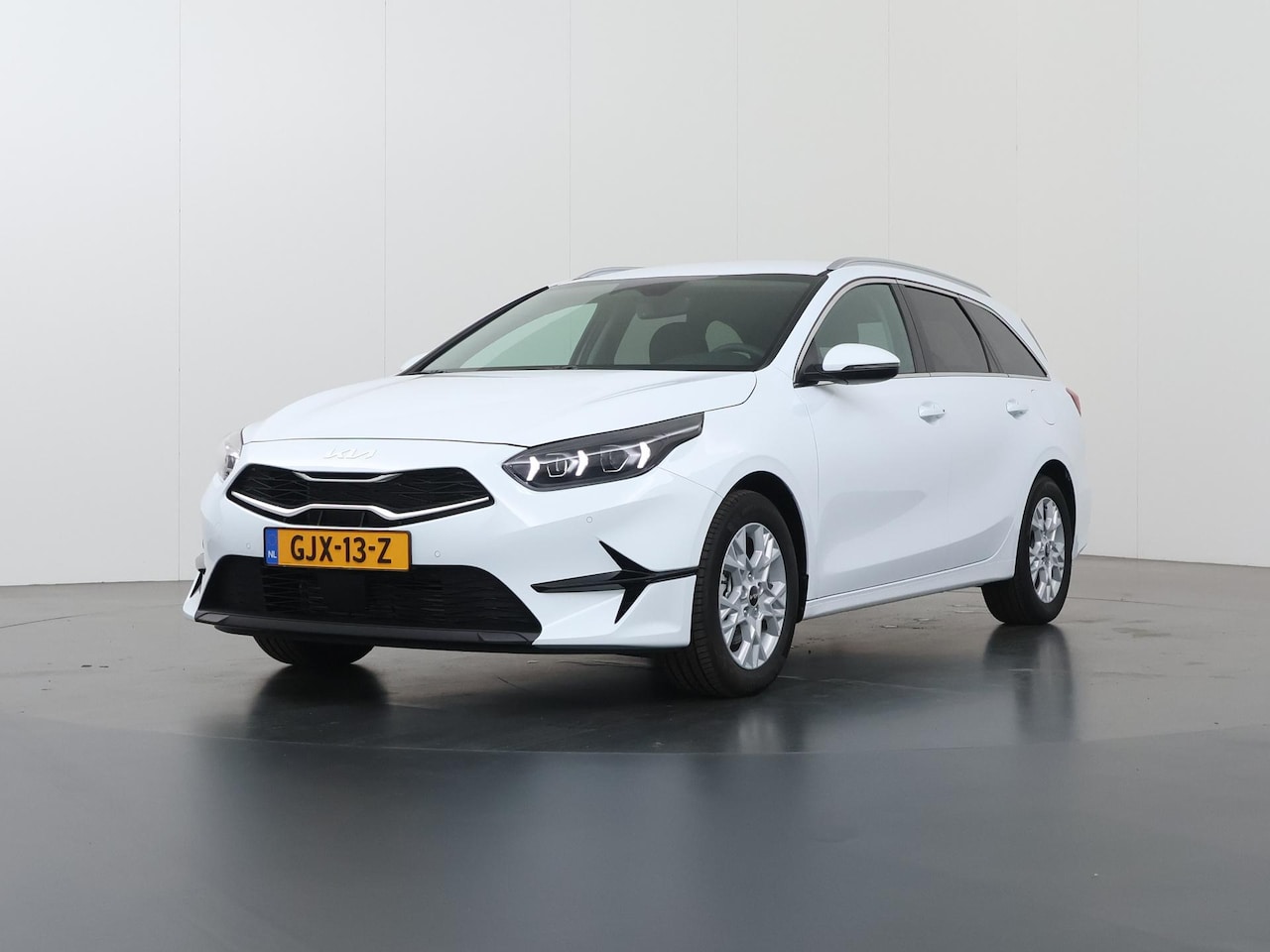 Kia Cee'd Sportswagon - Ceed SW 1.0 T-GDi DynamicPlusLine | Stoel/Stuurwielverwarming | Keyless Go | Elektr. Achte - AutoWereld.nl