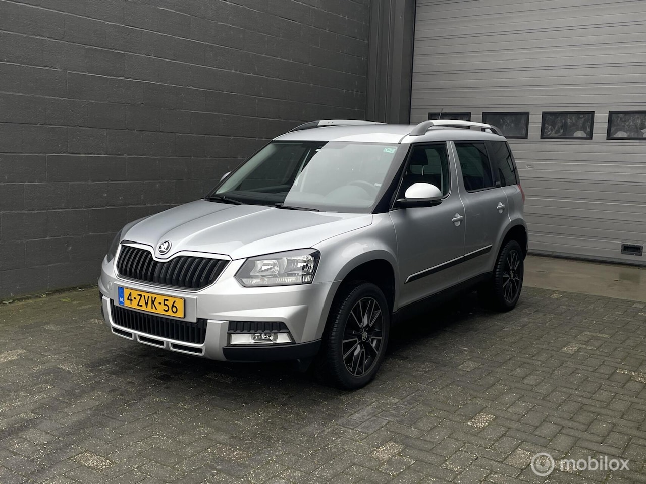 Skoda Yeti - 1.2 TSI Adventure | All-season | Trekhaak | Lage Km-stand | - AutoWereld.nl